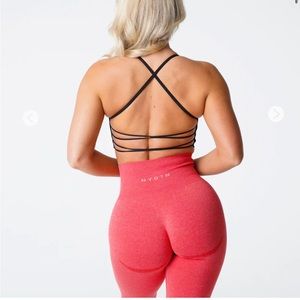 NVGTN Invincible Seamless Bra Black